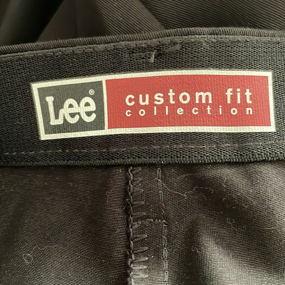 Men’s Lee Relaxed Fit Chino with comfort stretch waist